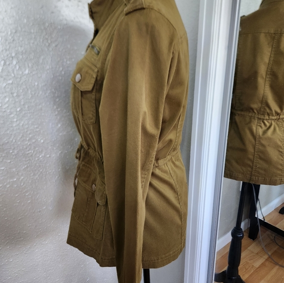Belted utility jacket - Picture 4 of 4